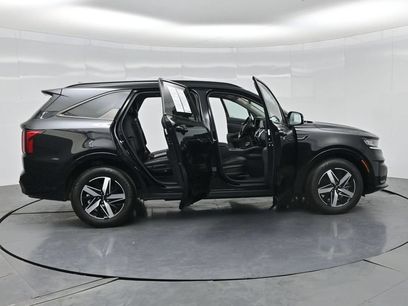 Used 2023 Kia Sorento S w/ Panoramic Sunroof Package