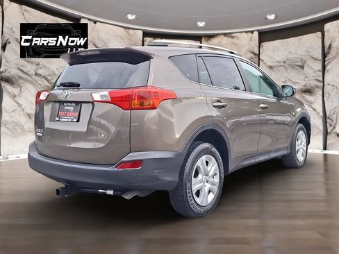 Used 2013 Toyota RAV4 LE FWD image 6