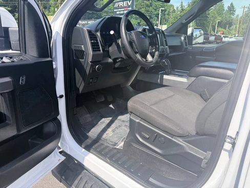 Used 2020 Ford F150 XLT w/ Equipment Group 302A Luxury AWD/4WD image 18