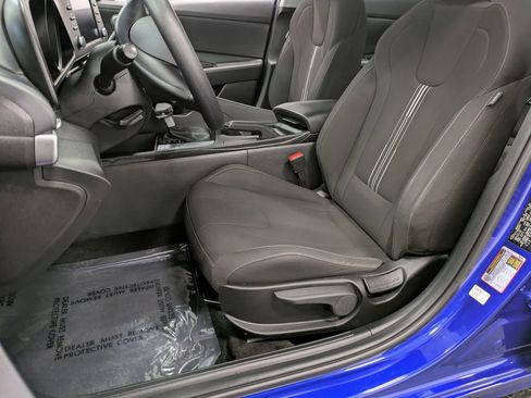 Certified 2023 Hyundai Elantra SEL FWD image 9
