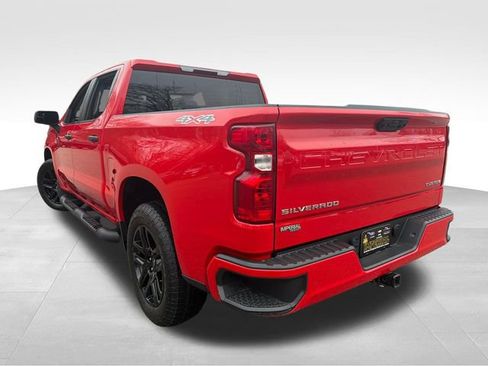 Used 2023 Chevrolet Silverado 1500 Custom image 10