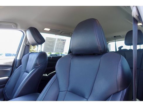 Used 2023 Subaru Ascent Limited AWD/4WD image 12