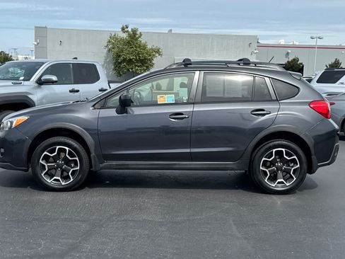 Used 2013 Subaru Crosstrek 2.0i Limited w/ Popular Pkg 2 AWD/4WD image 9