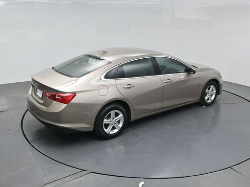 Used 2023 Chevrolet Malibu LT FWD image 35