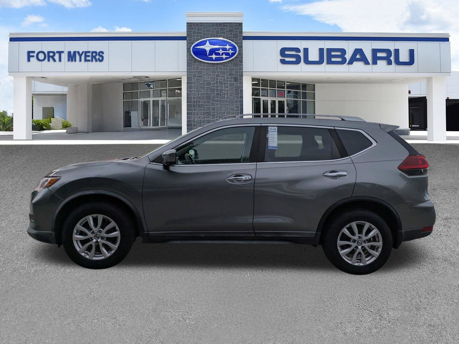 Used 2018 Nissan Rogue SV w/ Premium Package AWD/4WD image 8