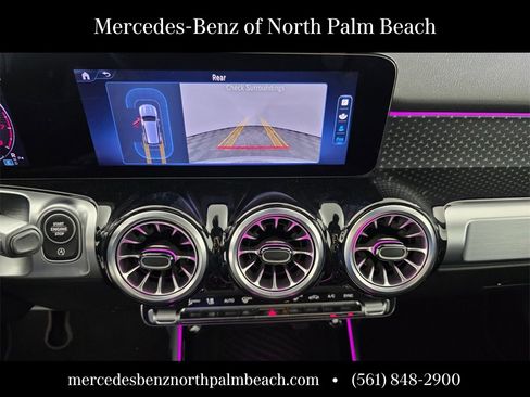Used 2025 Mercedes-Benz GLB 250 image 20