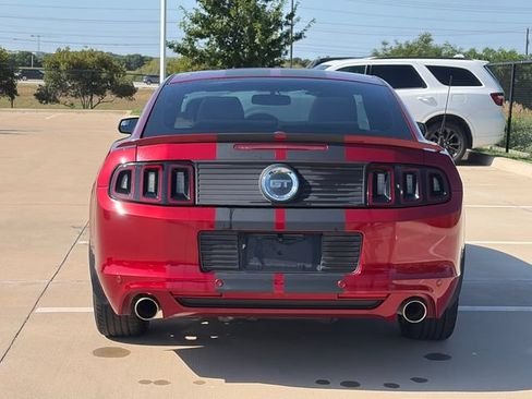 Used 2014 Ford Mustang GT Premium RWD image 8
