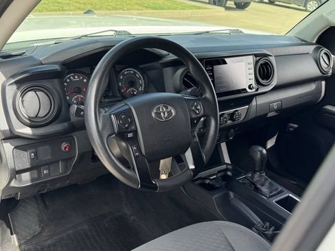 Used 2021 Toyota Tacoma SR RWD image 10