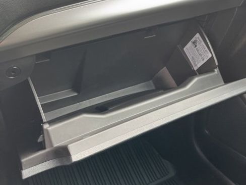 Used 2022 Ford Edge SEL w/ Convenience Package image 29