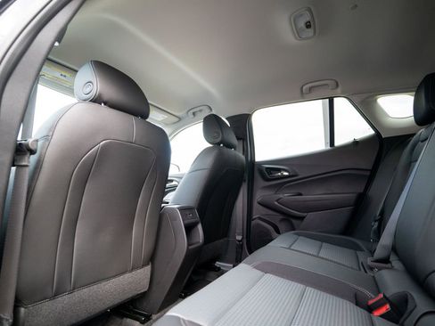 New 2026 Chevrolet Trax LT image 29