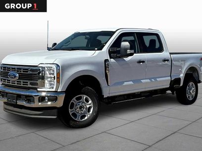 New 2026 Ford F250 XLT w/ FX4 Off-Road Package