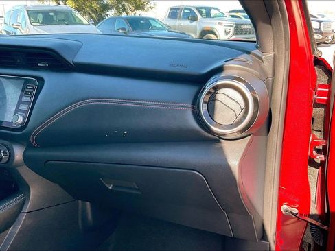 Used 2021 Nissan Kicks SR w/ SR Premium Package image 23