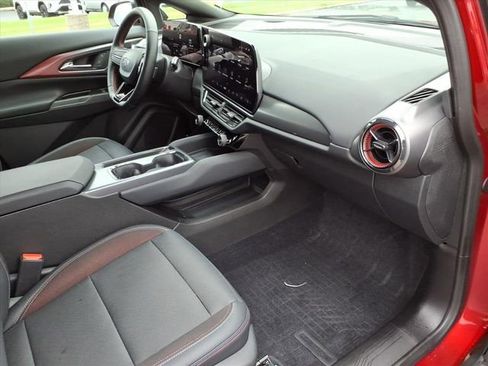 Used 2024 Chevrolet Equinox EV RS image 26