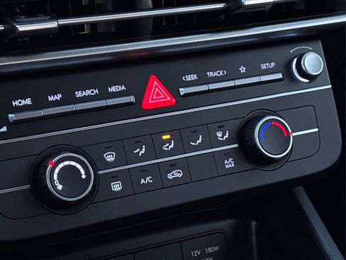 New 2026 Hyundai Tucson SE image 19