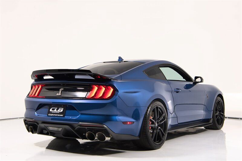 Used 2021 Ford Mustang Shelby GT500 w/ Technology Package RWD image 12