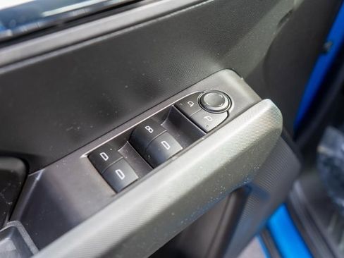 Used 2023 Chevrolet Colorado LT image 14