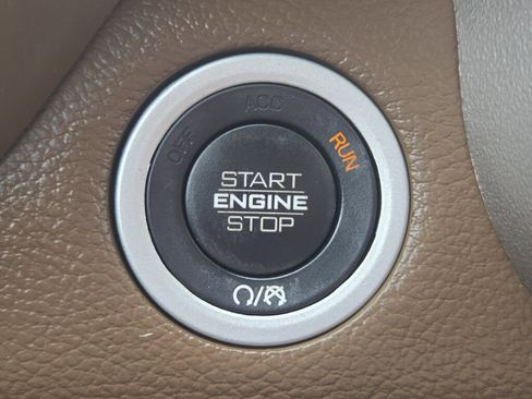 Used 2021 RAM 1500 Laramie w/ Protection Group AWD/4WD image 23