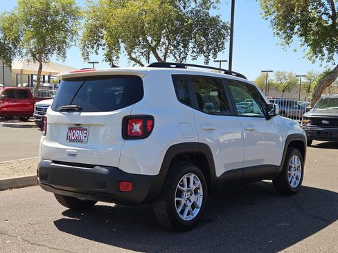 Used 2021 Jeep Renegade Latitude image 5