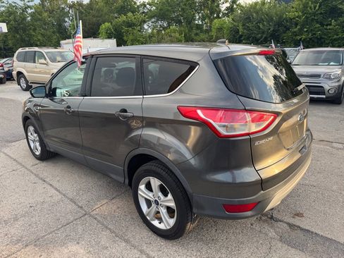 Used 2015 Ford Escape SE FWD image 8
