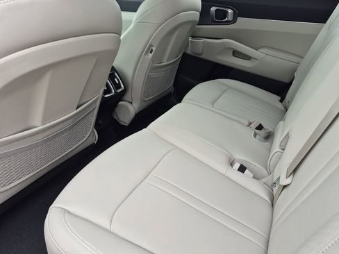 New 2026 Kia Sorento EX AWD/4WD image 12