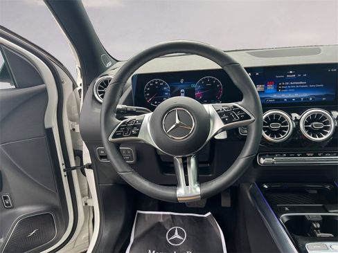 Certified 2025 Mercedes-Benz GLA 250 GLA 250 image 12