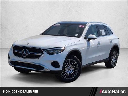 Certified 2025 Mercedes-Benz GLC 300 image 1