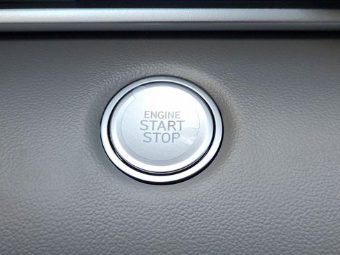 New 2026 Hyundai Elantra SEL Sport FWD image 15