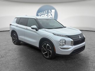 Used 2022 Mitsubishi Outlander ES AWD/4WD video 1