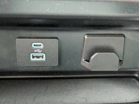 Used 2023 Ford F150 XLT image 22