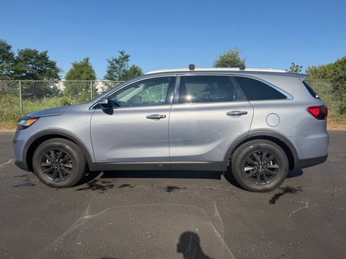 Used 2019 Kia Sorento AWD w/ LX Convenience Package image 11