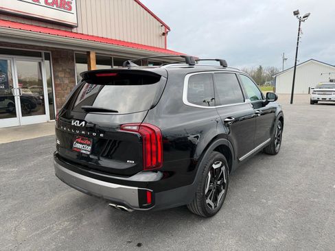 Used 2025 Kia Telluride S image 4