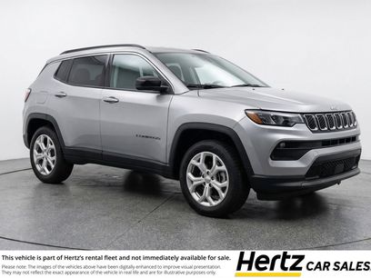 Used 2025 Jeep Compass Latitude