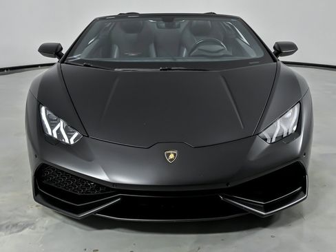 Used 2018 Lamborghini Huracan LP 580-2 RWD image 4