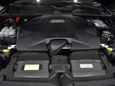 Used 2022 Audi Q7 3.0T Premium w/ Convenience Package image 38