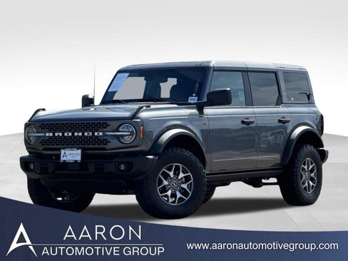 Used 2025 Ford Bronco Badlands AWD/4WD image 1