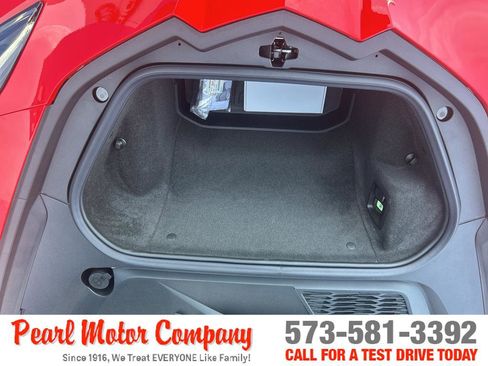 Used 2025 Chevrolet Corvette Z06 RWD image 21