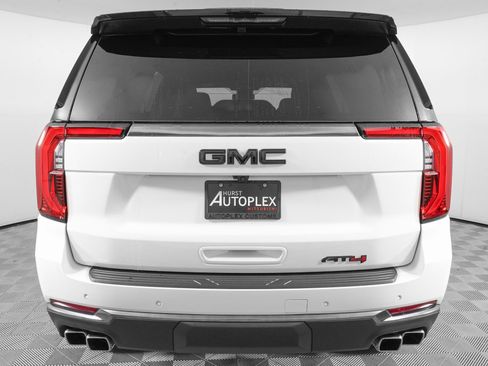 Used 2026 GMC Yukon AT4 image 7