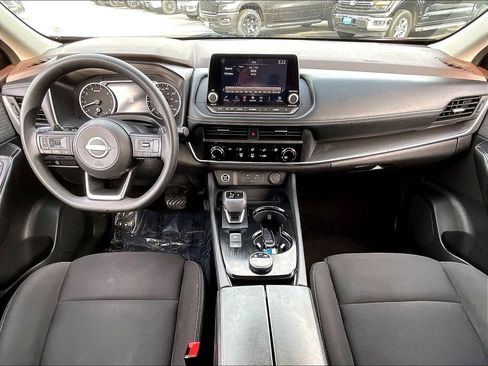 Used 2023 Nissan Rogue S image 20