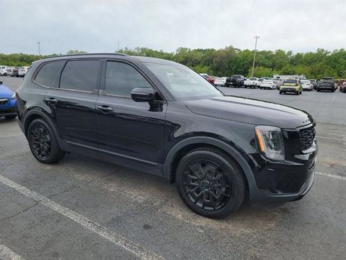 Used 2021 Kia Telluride SX w/ SX Prestige Package image 2