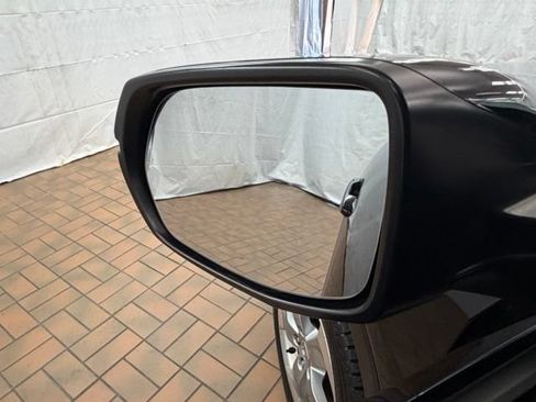 Used 2017 Honda HR-V EX image 21