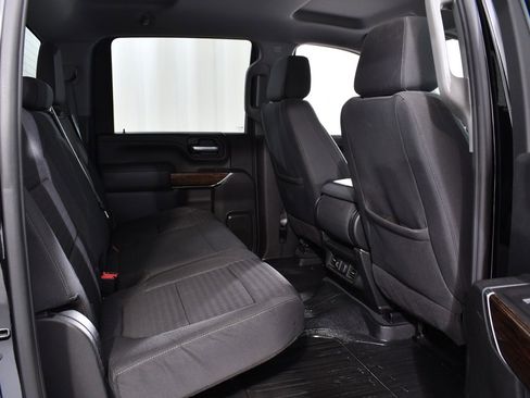 Used 2021 GMC Sierra 2500 SLE w/ SLE Value Package; image 18