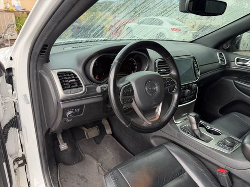 Used 2021 Jeep Grand Cherokee Limited AWD/4WD image 18