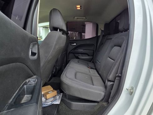 Used 2016 GMC Canyon SLE w/ SLE Convenience Package image 12