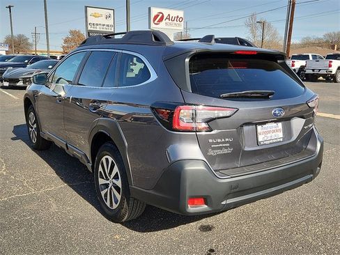 Certified 2025 Subaru Outback Premium w/ Popular Package #1A image 3