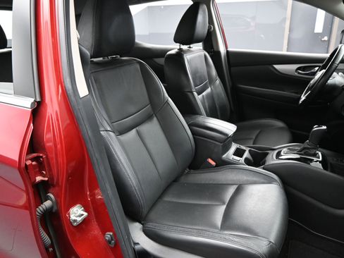 Used 2020 Nissan Rogue Sport SL w/ Premium Package image 15