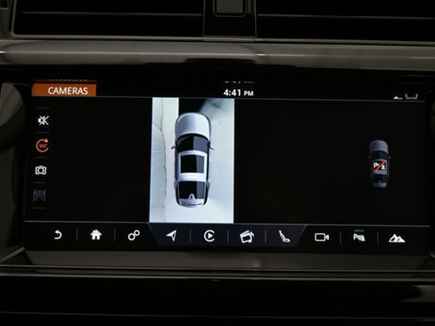 Used 2018 Land Rover Discovery HSE Luxury AWD/4WD image 18