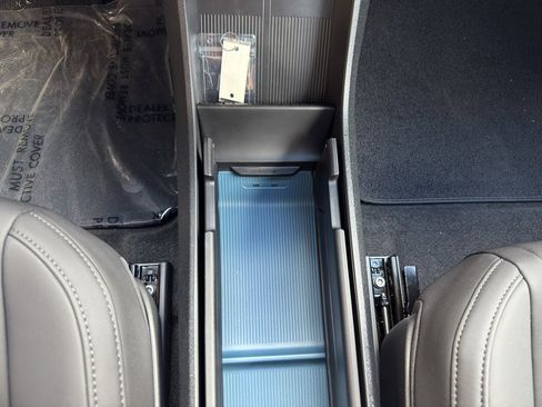 New 2026 Volvo EX30 Ultra w/ Protection Package Premier image 23