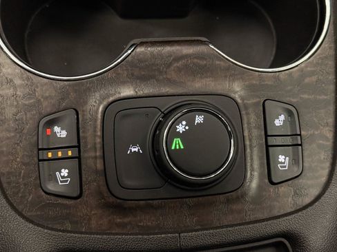 Used 2023 GMC Acadia Denali FWD image 54