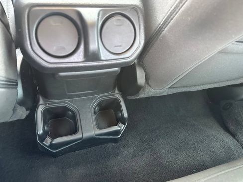 Used 2023 Jeep Wrangler Sport AWD/4WD image 59