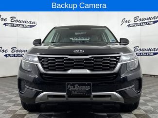 Used 2021 Kia Seltos LX video 3